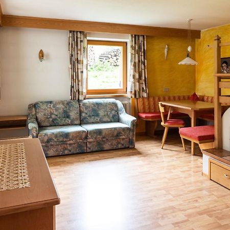 Garni Juri Bed & Breakfast La Villa  Exterior foto